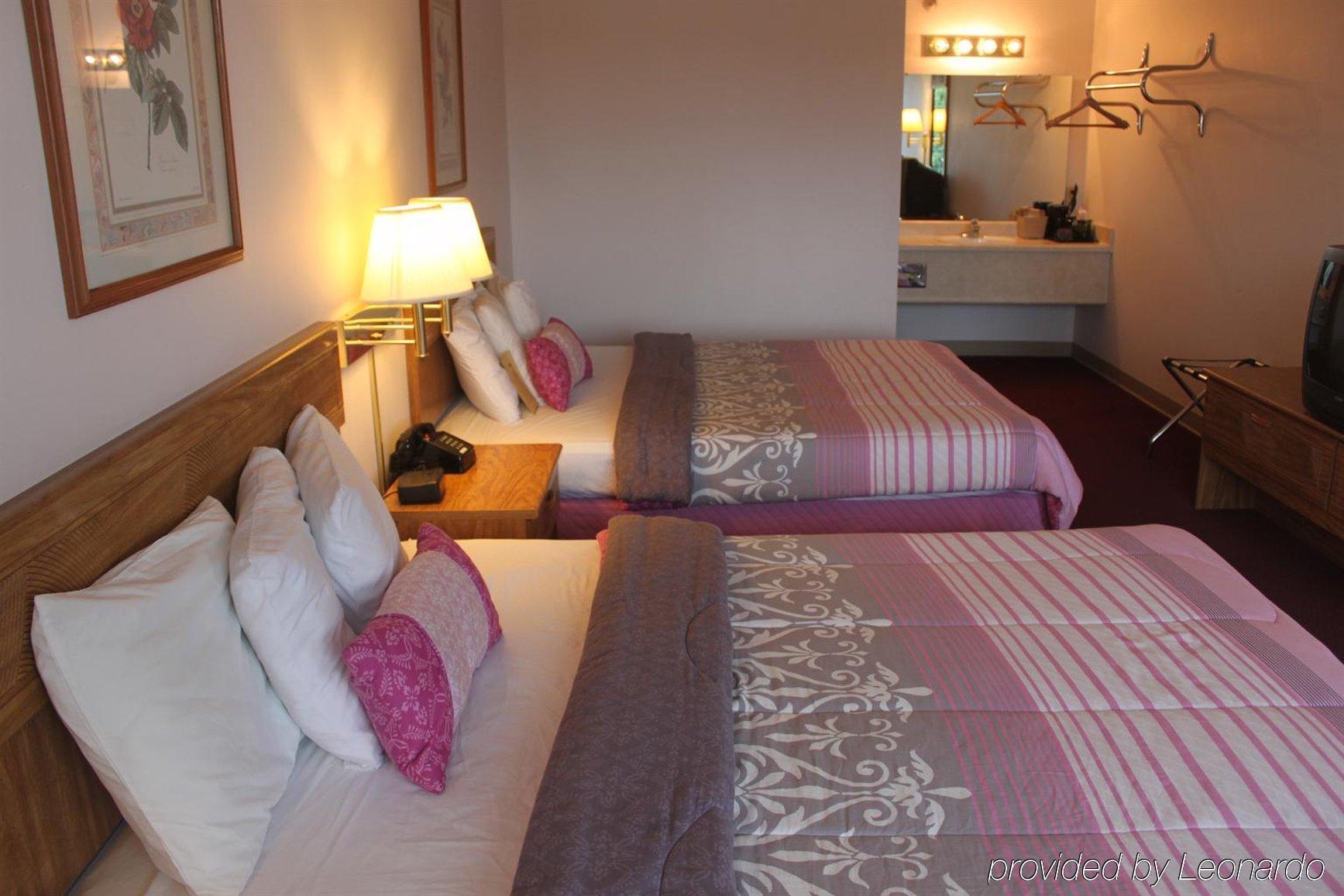 Ozark Valley Inn 2*
